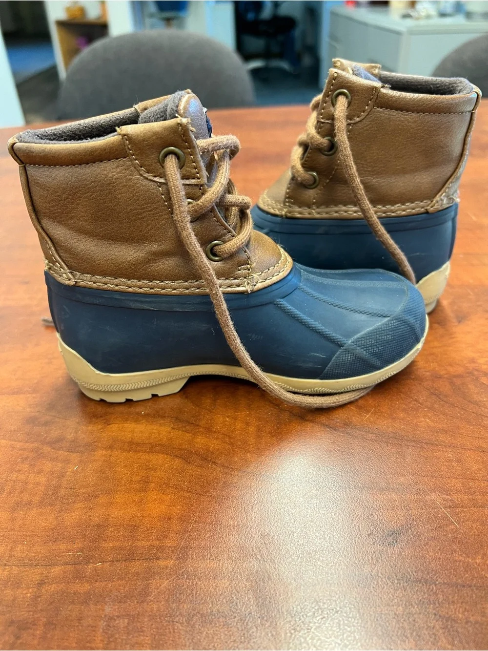 Sperry Kids Navy and Brown Lace-Up Rain Boots Sz 8T